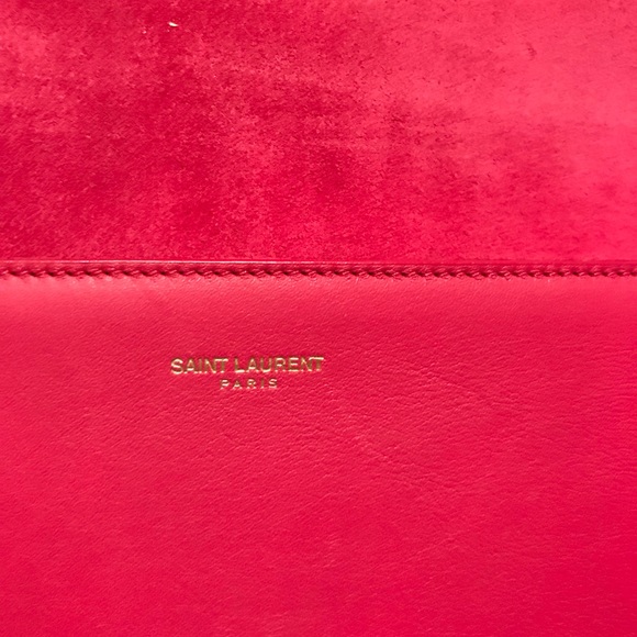 YSL HOT PINK CLUTCH - Picture 4 of 5
